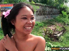 Naughty Asian Amateur Blows Her First Foreigner